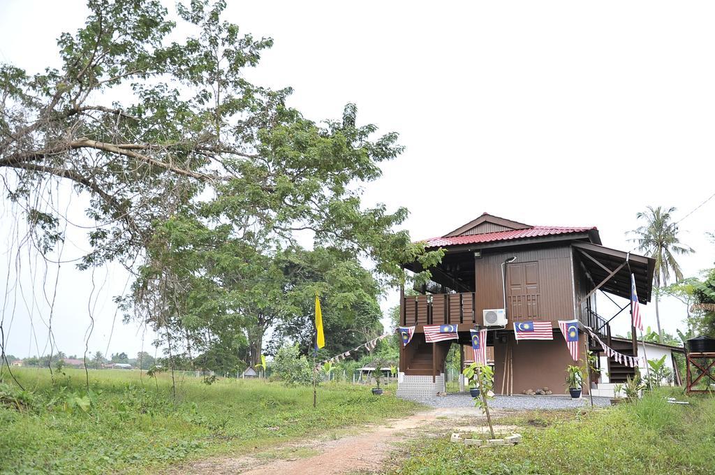 Kejora Homestay Kangar Exterior photo